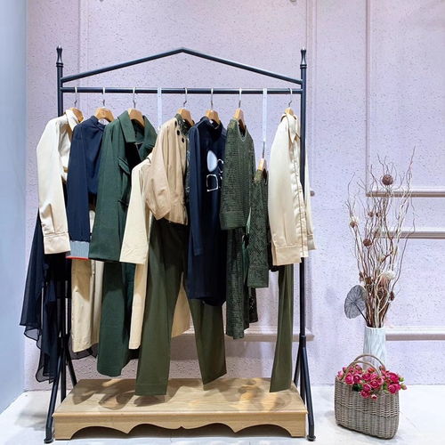 女裝品牌愿景新款女裝羽絨棉服外套杭州精品女裝哪里批發市場價格